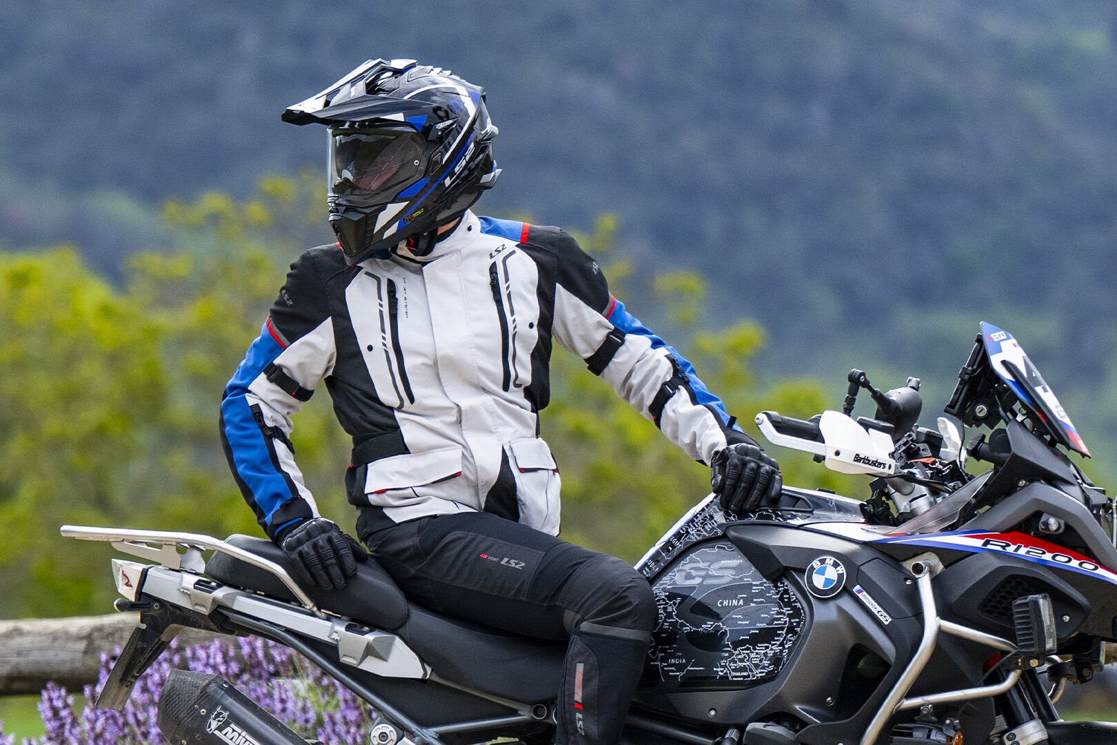 Quần áo motor LS2